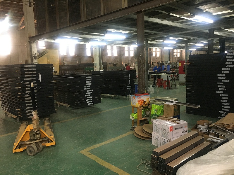 鋁合金門窗10大品牌廠家該如何在門窗市場中占據(jù)有利的市場地位？