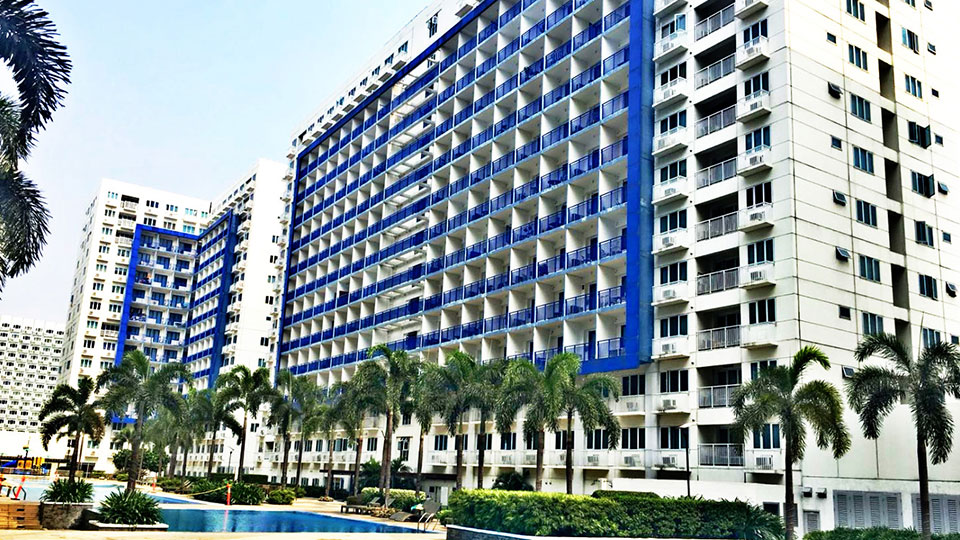 馬來(lái)西亞住宅樓門(mén)窗工程案例-樓上樓門(mén)窗