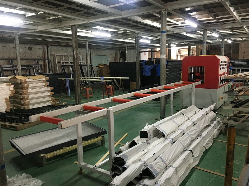 老公非要購買這家門窗廠的鋁合金門窗，看到實物我閉嘴了！