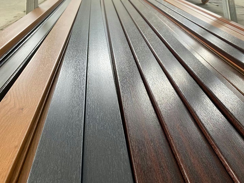 健康鋁木門窗流行的原因是什么？裝在室內(nèi)好看嗎？需注意什么問題？