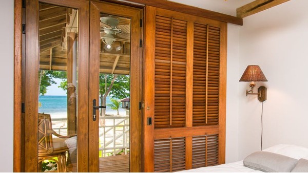 鋁合金門窗多少錢一平米？樓上樓門窗告訴你別再被忽悠！